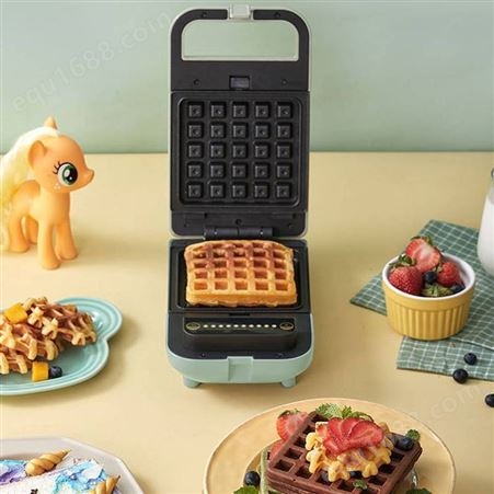 四川小熊电器 三明治机 电饼铛家用早餐机 双盘可拆卸DBC-P06R1