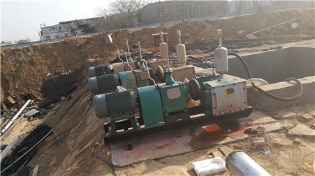 活塞式水泥浆泥浆泵原理 可调节水泥注浆机图片
